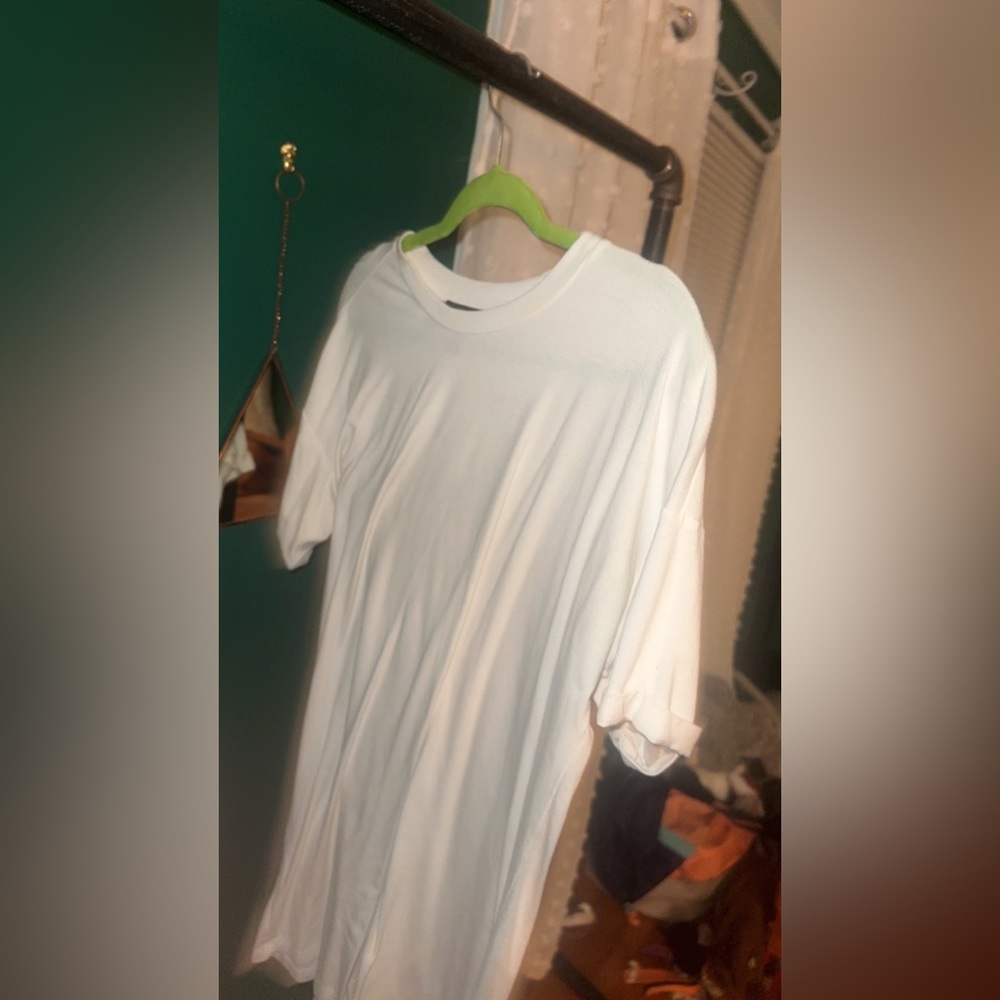 White oversized t-shirt dress